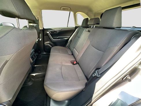 Used 2023 Toyota RAV4 LE FWD image 22