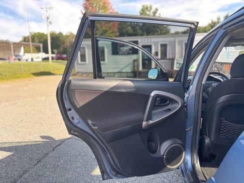 Used 2006 Toyota RAV4 Sport image 20