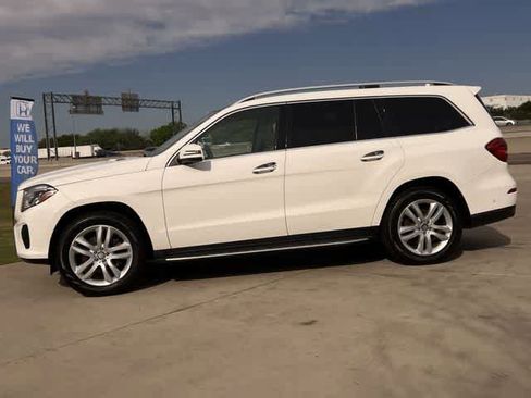 Used 2017 Mercedes-Benz GLS 450 4MATIC image 4