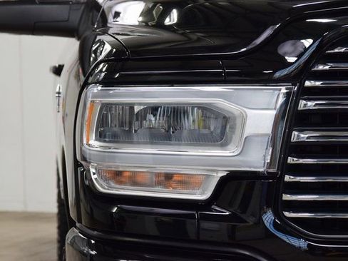 Used 2024 RAM 2500 Laramie w/ Sport Appearance Package image 10