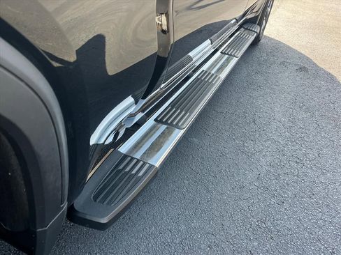 Used 2022 GMC Sierra 1500 SLT w/ SLT Premium Plus Package image 30