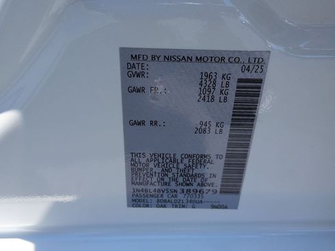 Used 2025 Nissan Altima 2.5 S FWD image 36
