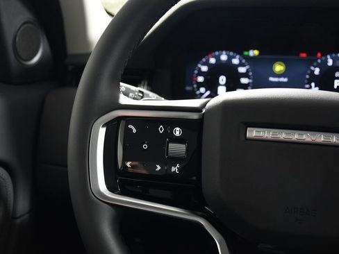 Certified 2025 Land Rover Discovery Sport Dynamic SE AWD/4WD image 29