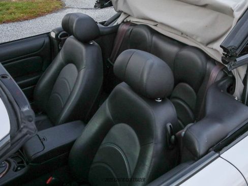 Used 2001 Jaguar XK8 Convertible image 52