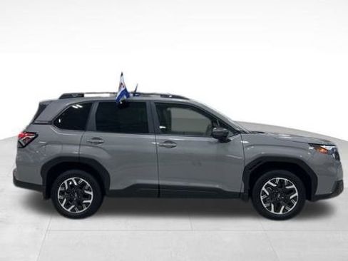 Certified 2025 Subaru Forester Premium image 2