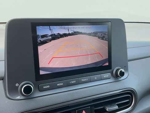 Used 2023 Hyundai Kona SEL AWD/4WD image 29