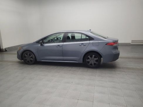 Used 2022 Toyota Corolla LE FWD image 3