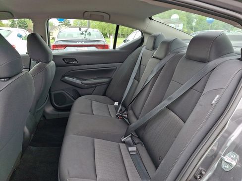 Used 2025 Nissan Altima 2.5 SV FWD image 20
