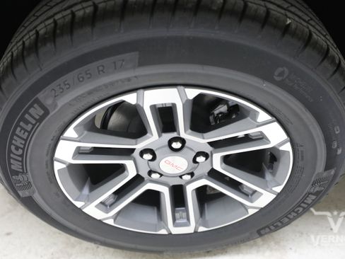 New 2026 GMC Terrain Elevation FWD image 30