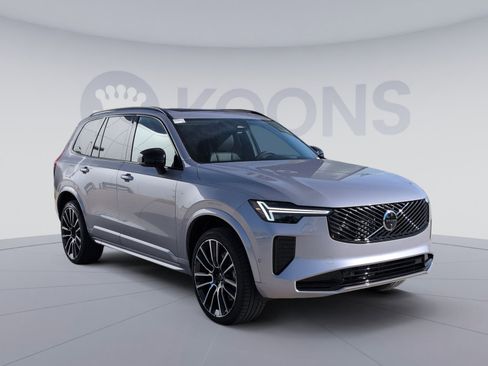 New 2026 Volvo XC90 B6 Ultra image 10