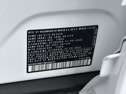 New 2026 Volkswagen Tiguan SE R-Line image 16