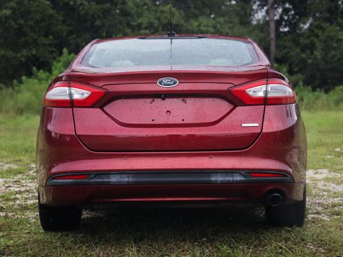 Used 2013 Ford Fusion SE FWD image 7