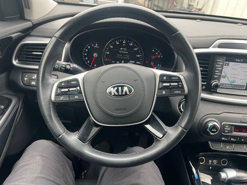 Used 2019 Kia Sorento SX AWD/4WD image 14