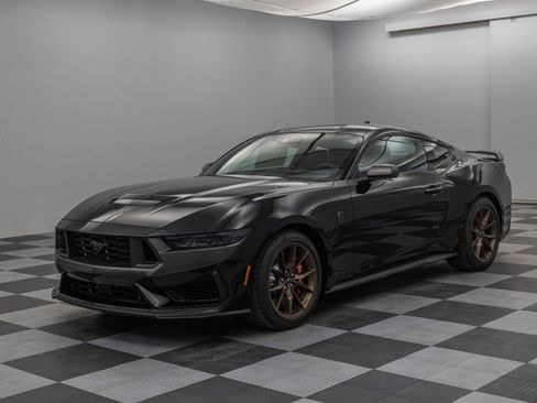 New 2025 Ford Mustang Dark Horse image 7