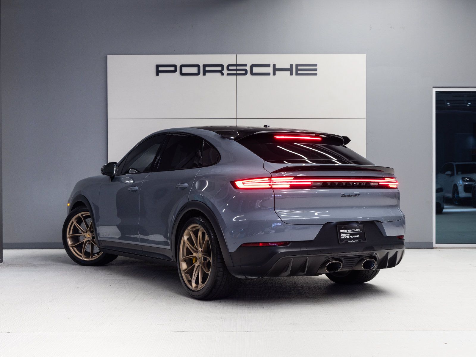 Certified 2024 Porsche Cayenne Turbo GT AWD/4WD image 3