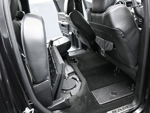 Used 2016 RAM 1500 Limited image 18