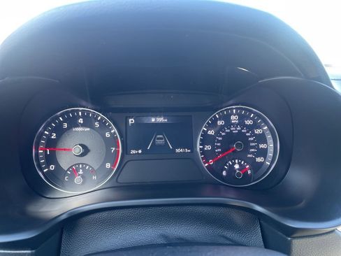 Used 2023 Kia Forte LXS image 12