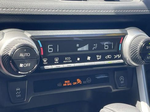 Used 2025 Toyota RAV4 XLE w/ Convenience Package FWD image 21