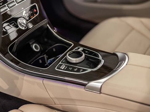 Used 2021 Mercedes-Benz C 300 Sedan image 22