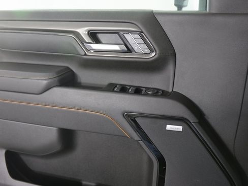 Certified 2025 GMC Sierra 2500 AT4 w/ Technology Package image 29