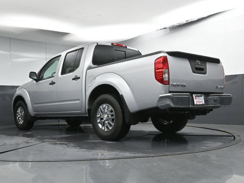 Used 2018 Nissan Frontier SV image 30
