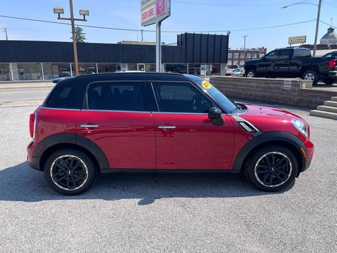 Used 2016 MINI Cooper Countryman S FWD image 2