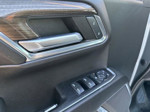 Used 2023 Chevrolet Silverado 1500 LT image 17