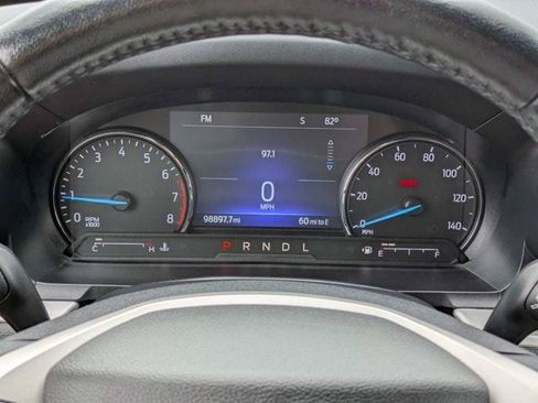 Used 2022 Ford Explorer XLT w/ Equipment Group 202A RWD image 27