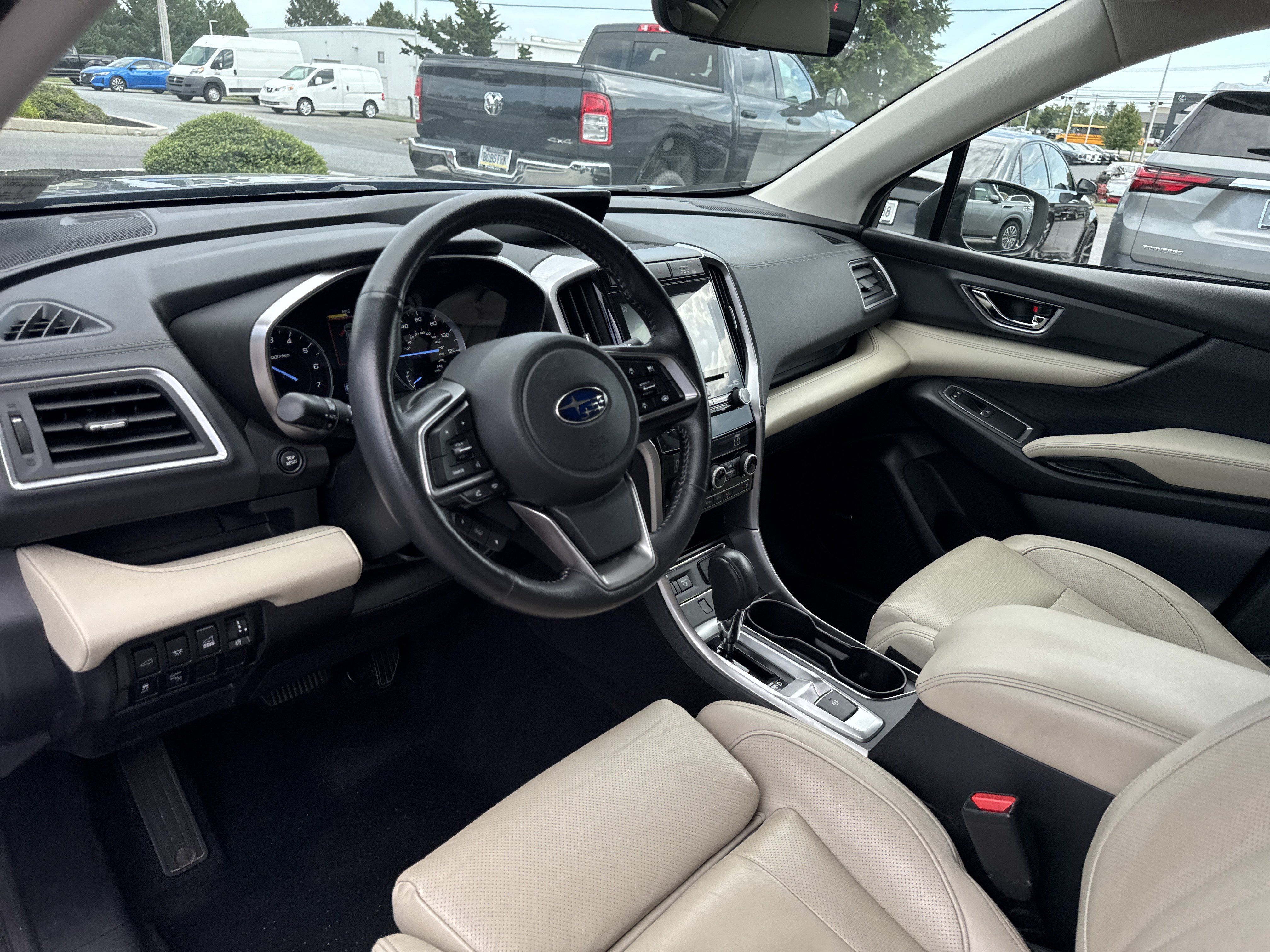 Used 2021 Subaru Ascent Limited w/ Technology Package AWD/4WD image 4