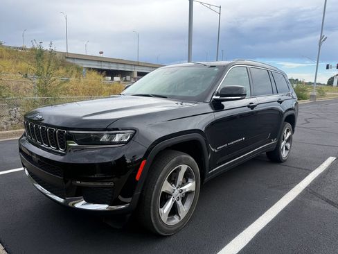 Used 2021 Jeep Grand Cherokee L Limited AWD/4WD image 1