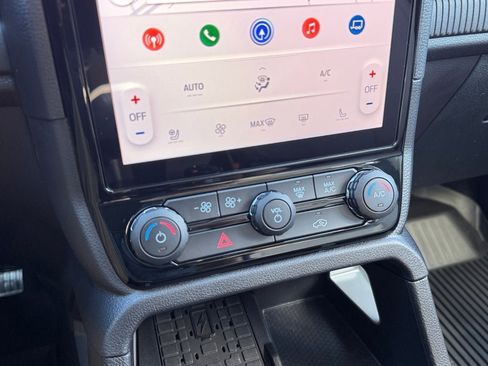 Used 2025 Ford Ranger Lariat w/ Chrome Accent Package image 24