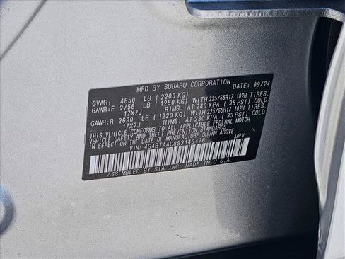 Used 2025 Subaru Outback AWD/4WD image 23