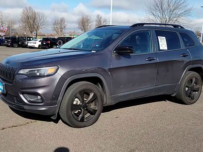 Used 2023 Jeep Cherokee Altitude Lux w/ Lux Elite Package