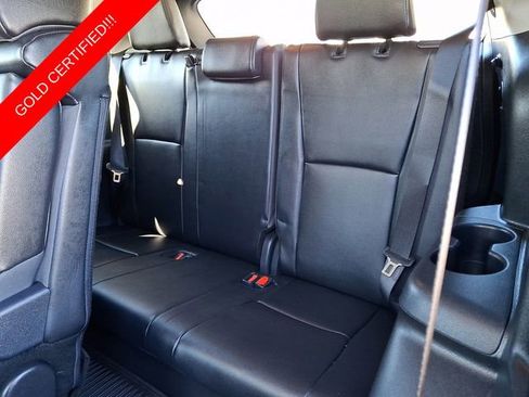Certified 2025 Toyota Highlander XLE image 13