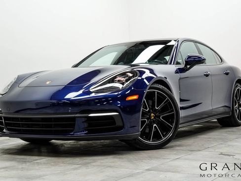 Used 2020 Porsche Panamera image 1