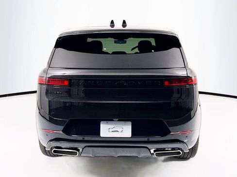 New 2026 Land Rover Range Rover Sport Dynamic SE AWD/4WD image 6