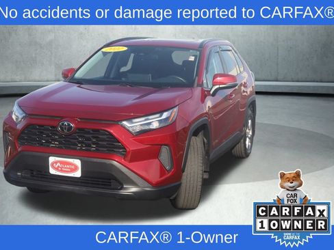 Used 2022 Toyota RAV4 XLE w/ Convenience Package AWD/4WD image 2