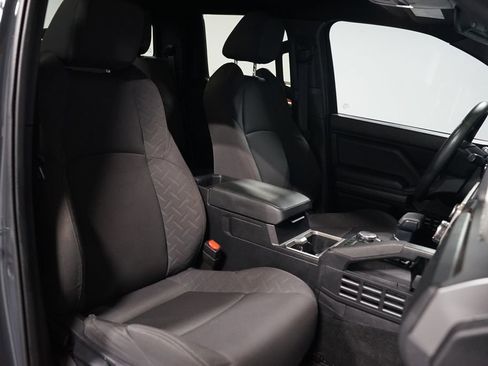 Certified 2024 Toyota Tacoma SR5 image 29