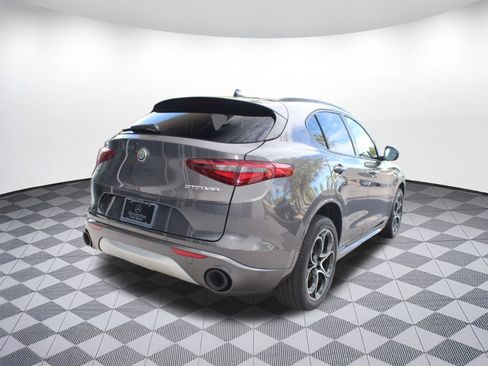 Used 2022 Alfa Romeo Stelvio Ti w/ Active Assist Plus Package image 9