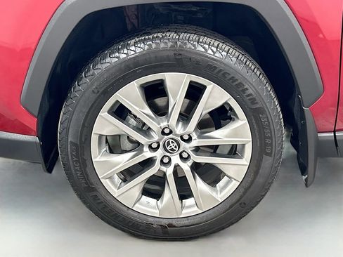 Used 2024 Toyota RAV4 XLE Premium FWD image 27
