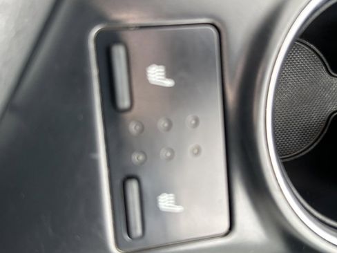 Used 2019 Toyota Camry XSE image 33