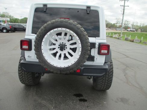 Used 2023 Jeep Wrangler Unlimited Sport image 6