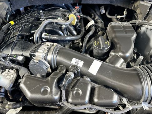 Used 2023 Jeep Grand Cherokee L Laredo RWD image 29