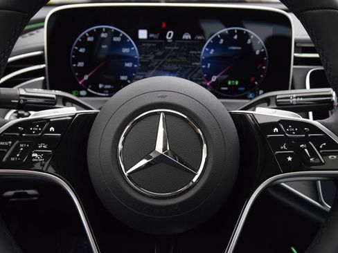 Used 2026 Mercedes-Benz E 350 4MATIC Sedan image 23
