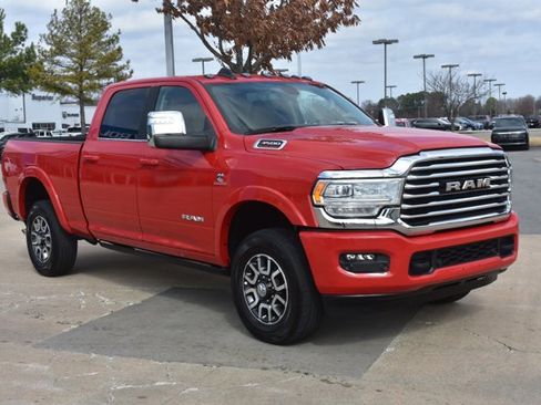 Used 2024 RAM 3500 Limited image 3
