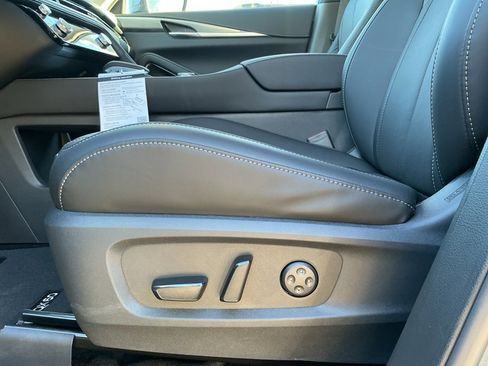 Certified 2026 INFINITI QX60 Luxe w/ Family Package image 20