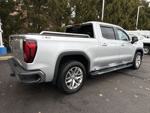 Used 2022 GMC Sierra 1500 SLT w/ SLT Premium Package image 10