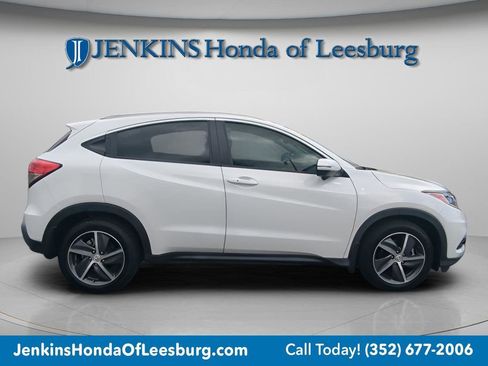 Used 2022 Honda HR-V EX-L image 2