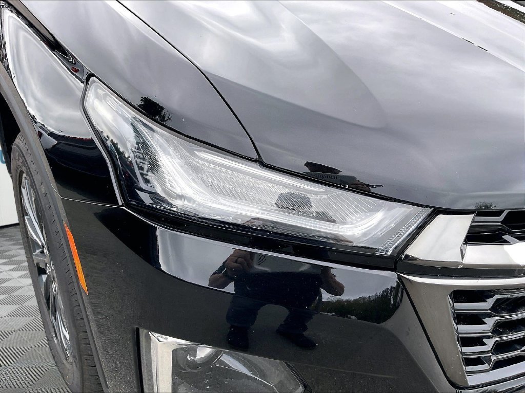 Used 2023 Chevrolet Traverse RS AWD/4WD image 31
