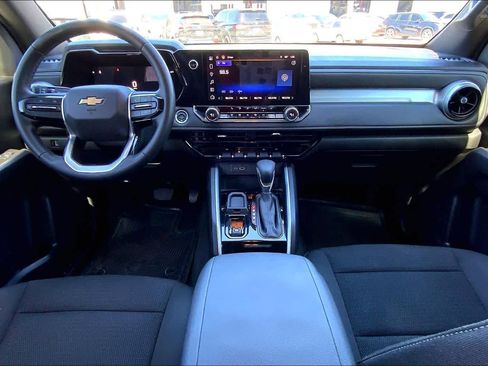 Used 2024 Chevrolet Colorado LT w/ LT Convenience Package II image 15